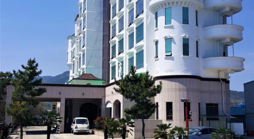 남해 비치 호텔 (Namhae Beach Hotel) 실제 이용후기 및 할인 특가