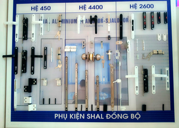 phu-kien-cong-bo-cua-nhom-Viet-Phap