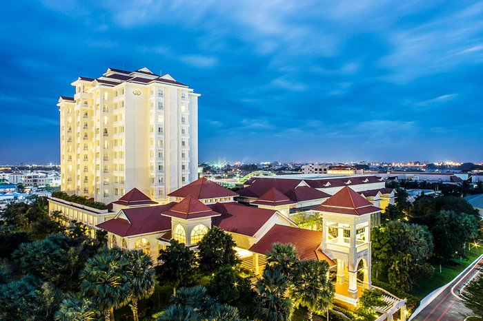 소피텔 프놈펜 포키트라 (Sofitel Phnom Penh Phokeethra) - 호텔 리뷰 & 가격 비교